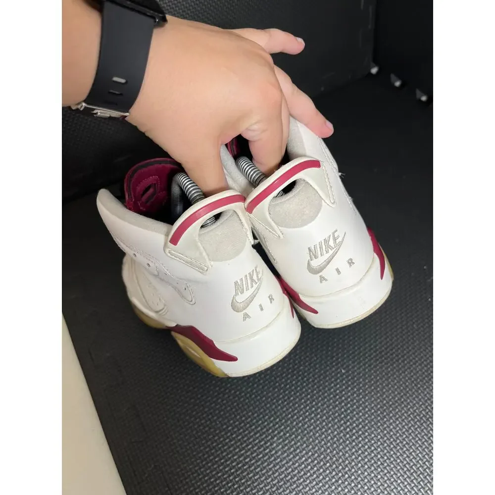 Nike Air Jordan 6 VI Retro OG BG 2015 Size 5.5Y‎ 836342 115 Off White/New Maroon